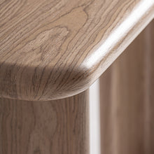 The Lira Console Table — contemporary console table in engineered wood with veneer finish from Laiyahome