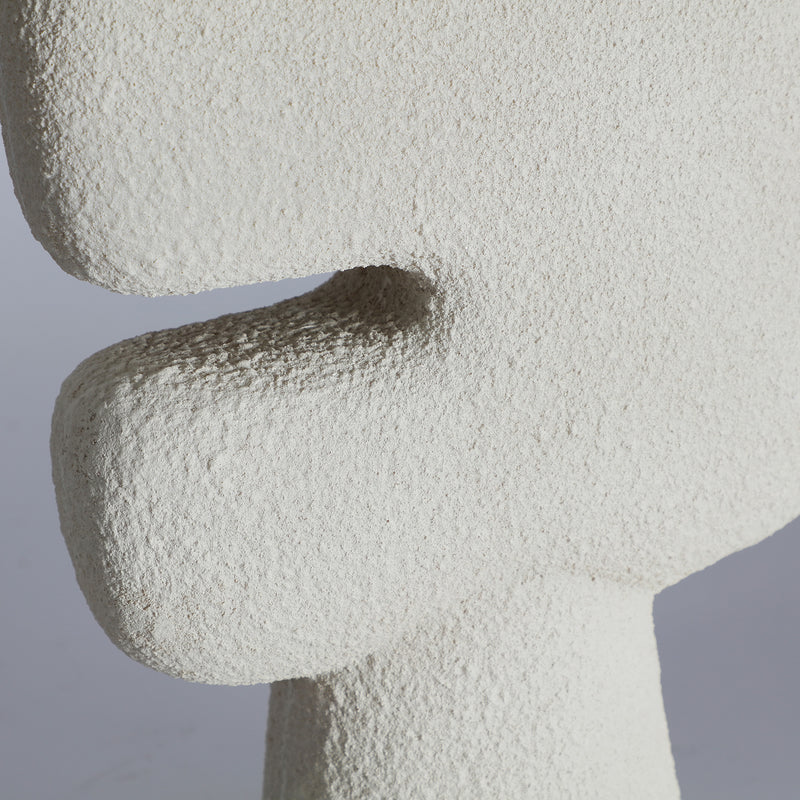 NIVEO VASE in a modern interior setting