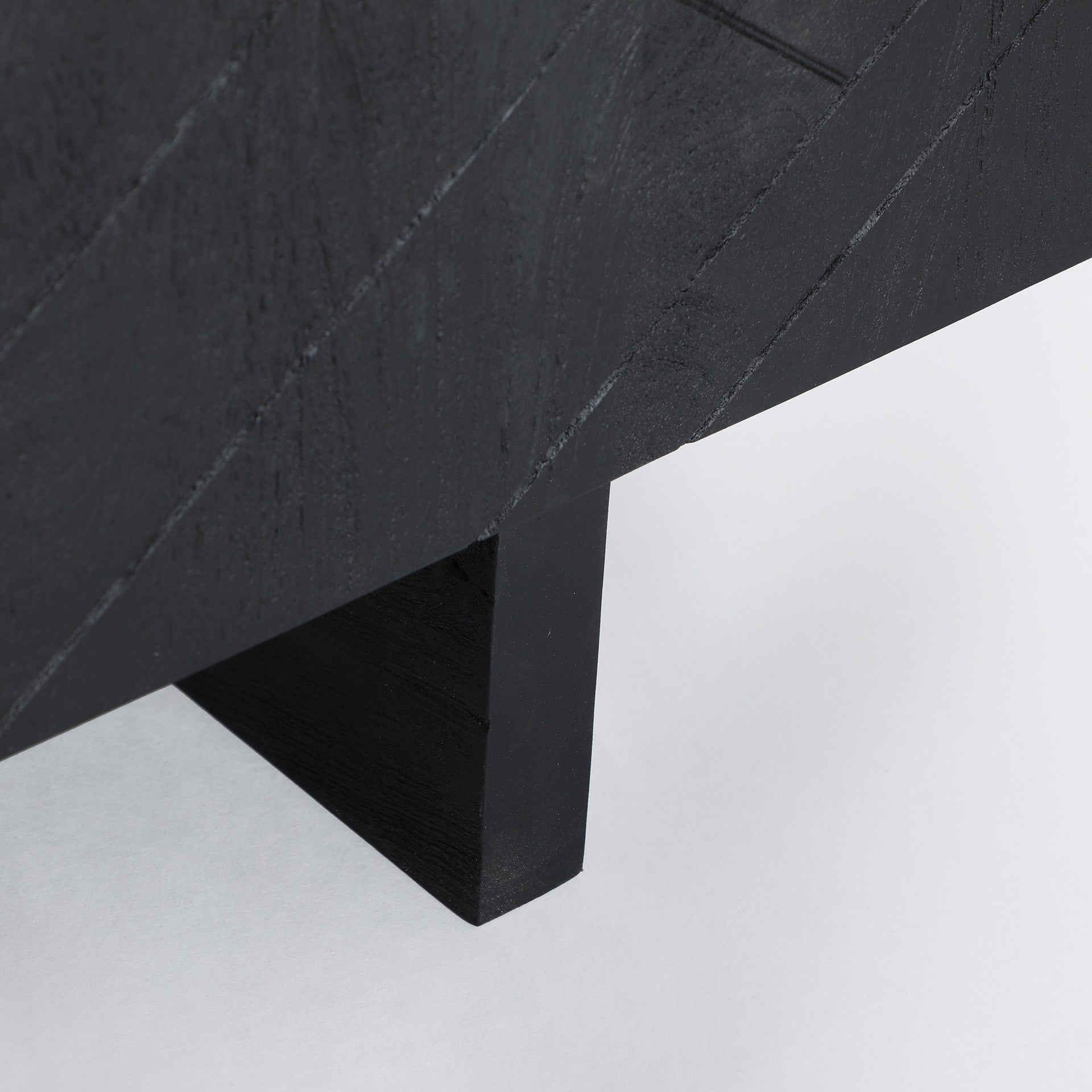 The Bouloc Tv Stand — contemporary media console in solid mango wood from Laiyahome