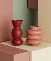 The Liam Vase — contemporary vase in lead-free crystal from Laiyahome