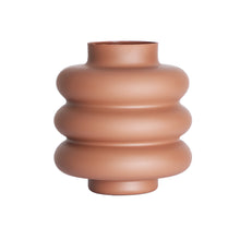 The Liam Vase — contemporary vase in lead-free crystal from Laiyahome