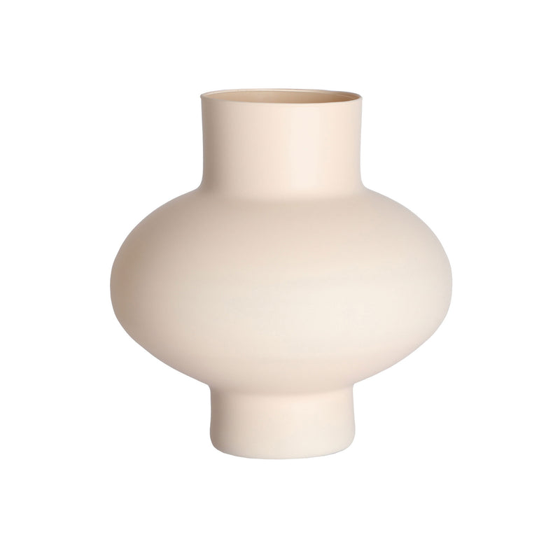 AURITZ VASE in a modern interior setting